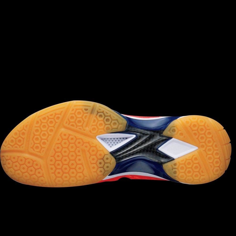 yonex power cushion 03 zm
