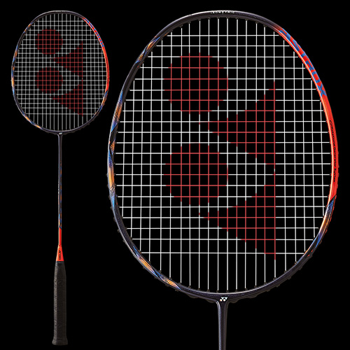 重さは4UですYONEX ASTROX 77 PRO (4UG5) - バドミントン