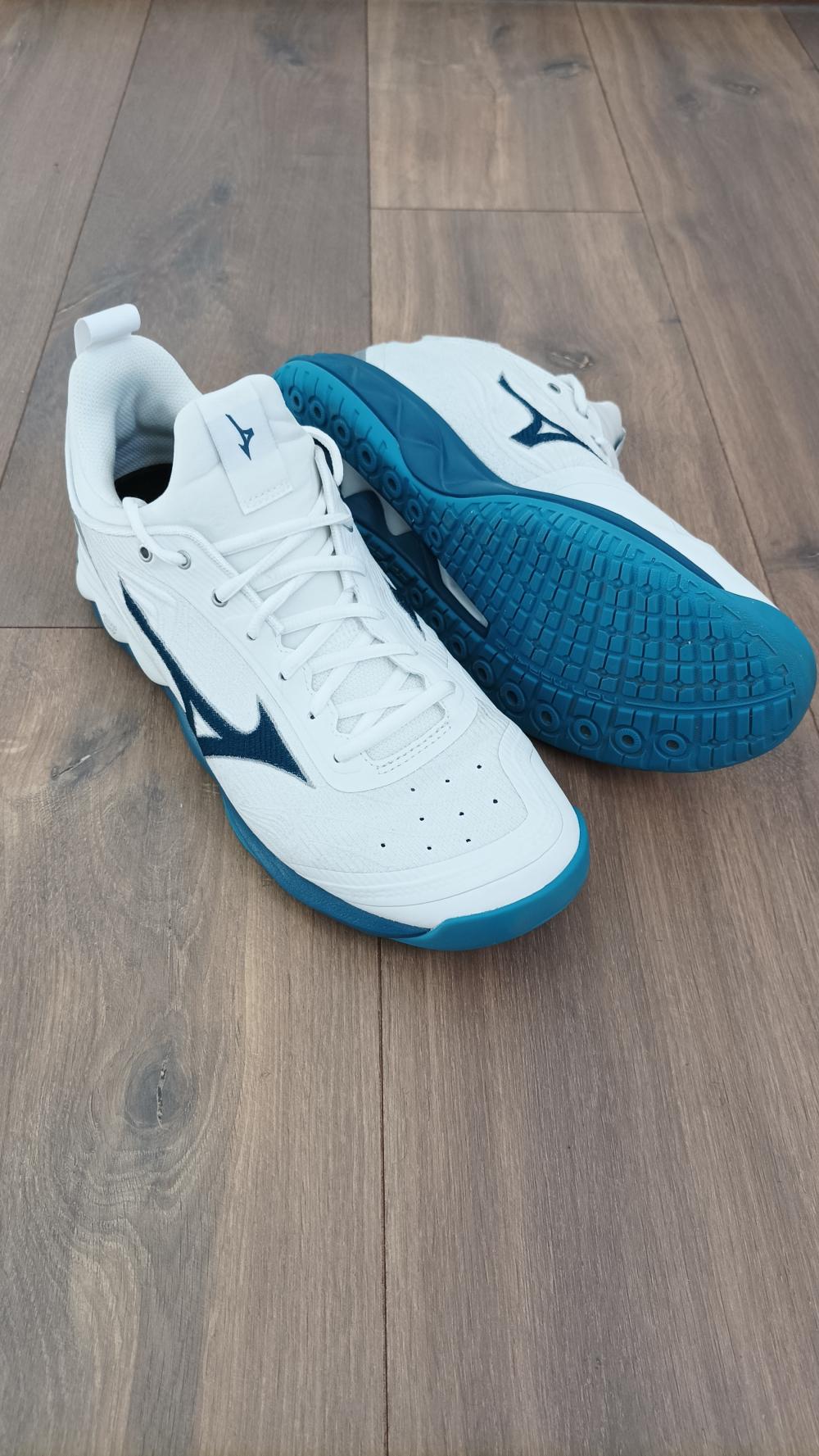 Chaussures Mizuno Wave Liminous 2